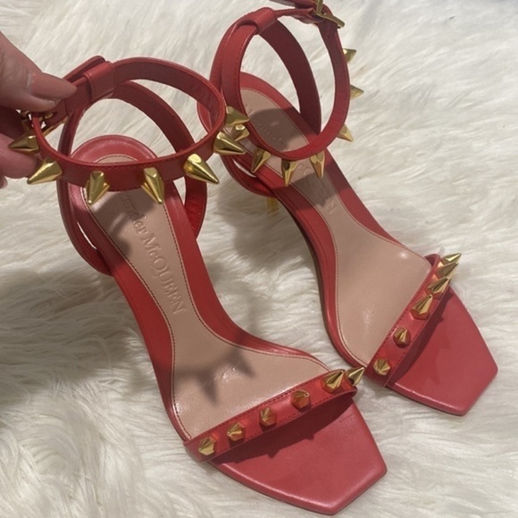 Alexander McQueen Punk stud Leather ankle strap sandals size 36.5EU - Picture 10 of 12